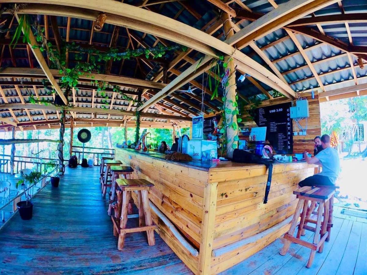 The Cliff Hostel, M'Pay Bay Koh Rong Sanloem Exterior foto